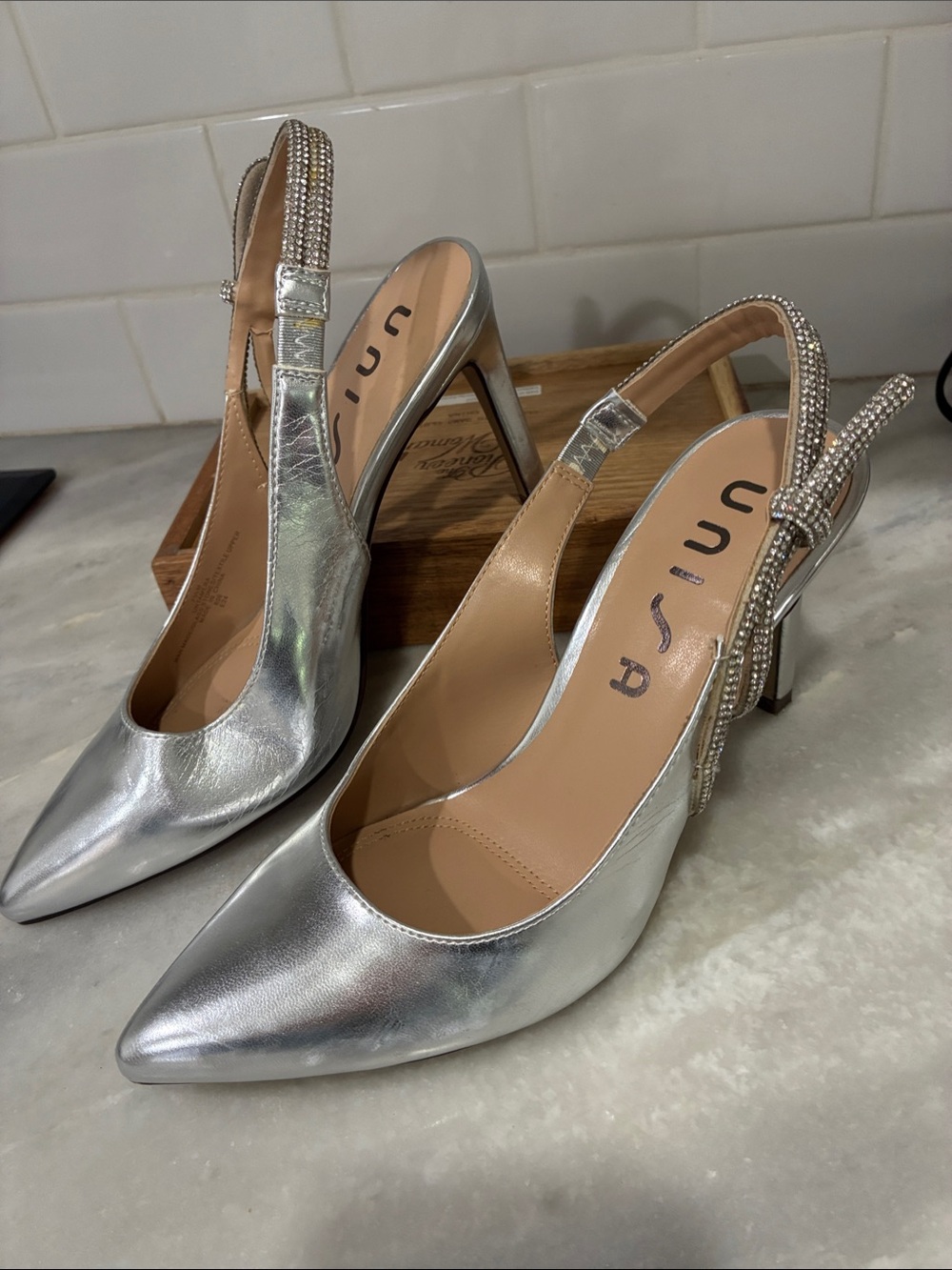 Unisa Silver “ untamera “Pointed-Toe Slingback Heels with Rhinestone Strap 7.5